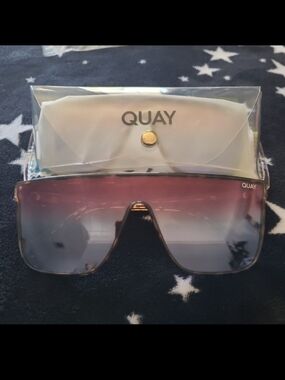 Quay Australia Nightfall Gradient Purple/Blue Lenses